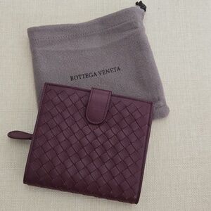 Bottega Veneta Woven Leather Wallet - Rose Mauve/ Maroon